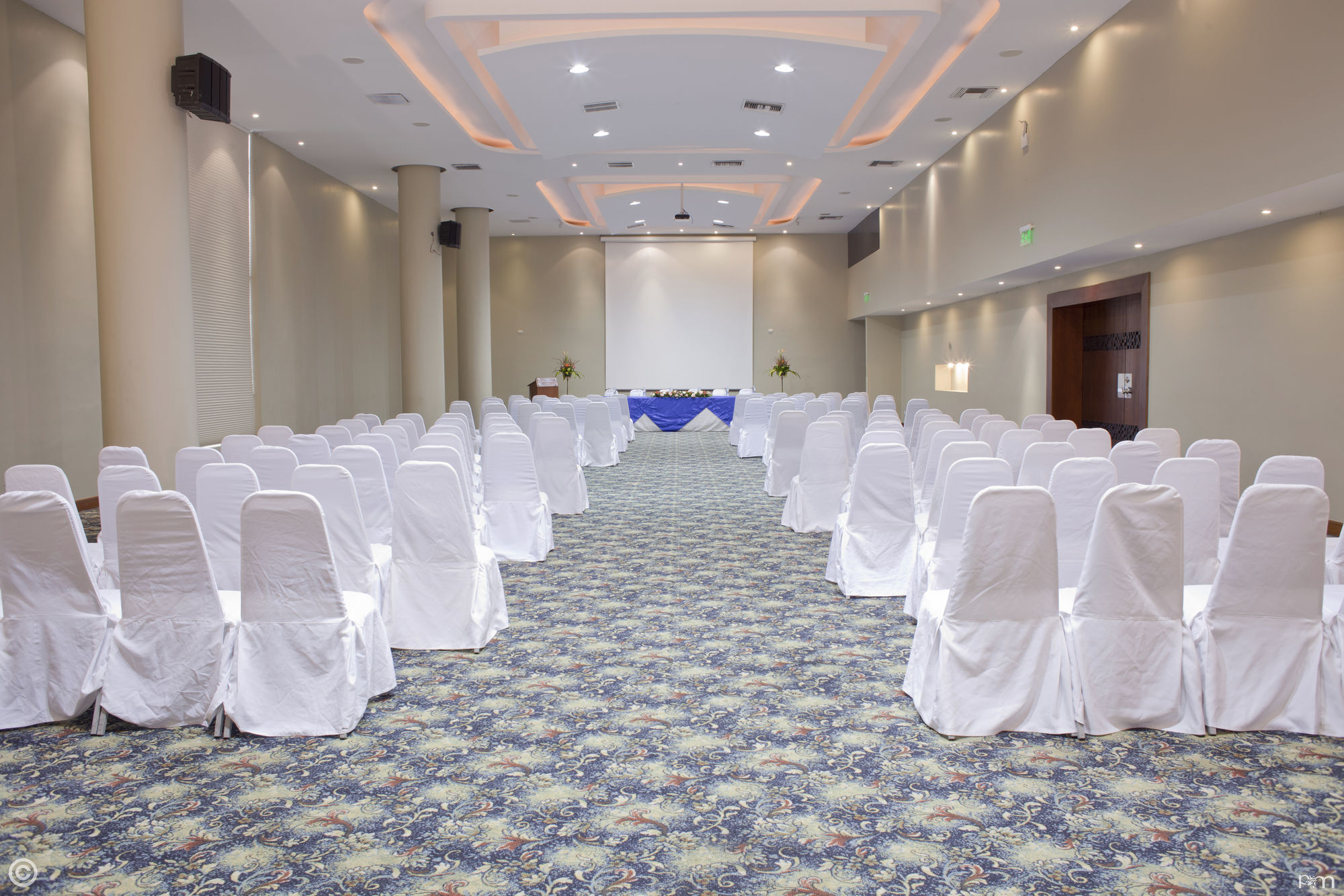 Sonesta Hotel Лоха Экстерьер фото